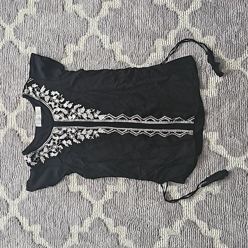 Womens size S black ruffle sleeve top white embroidery tassel cinch side ties